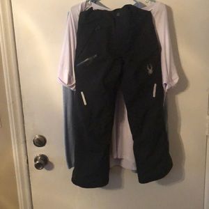 It’s NWOT spyder snow pants